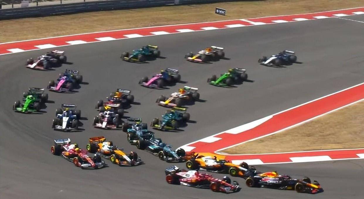 索伯车队完胜迈凯伦，维斯塔潘点燃赛场