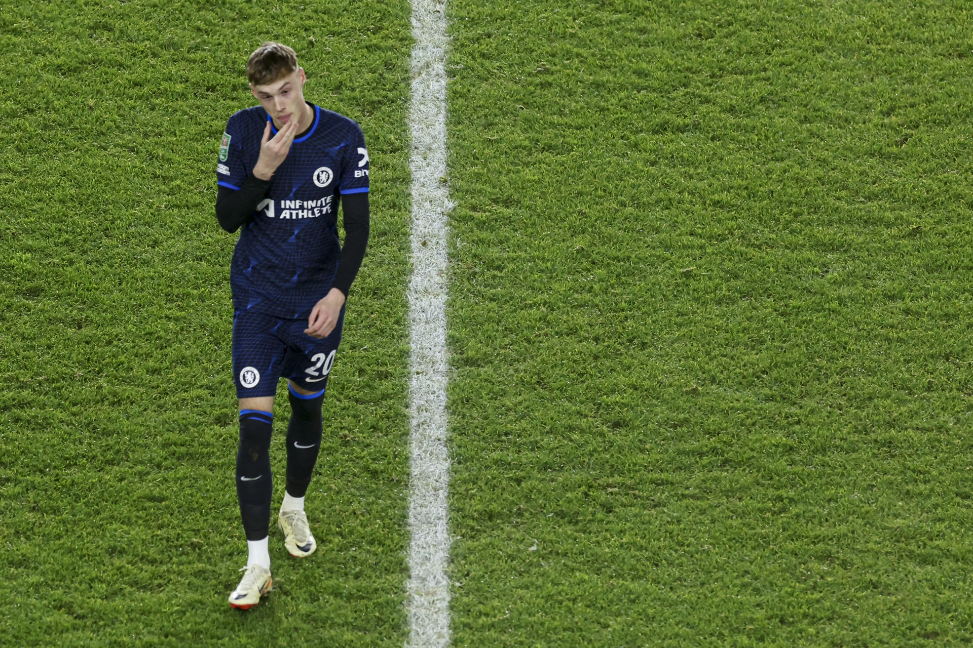 丹麦鏖战切尔西，格列兹曼刷新纪录