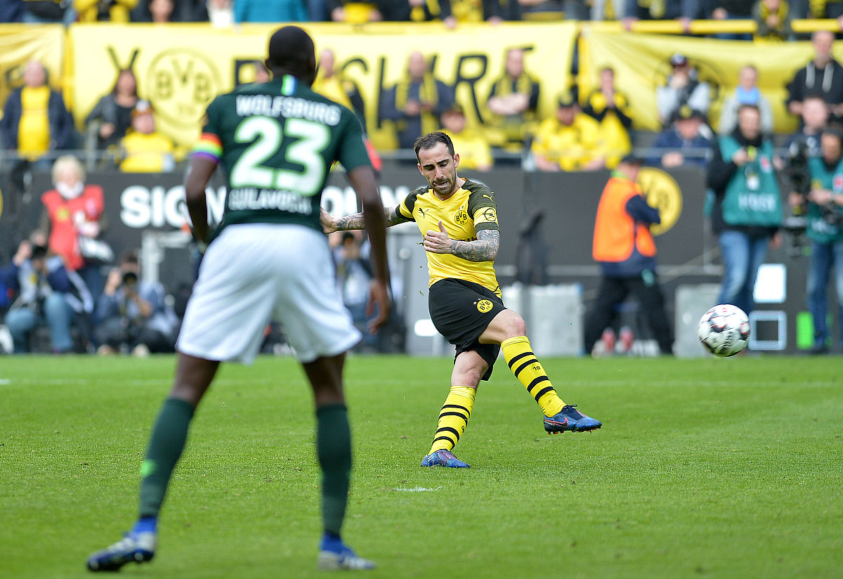 多特蒙德展现出色表现，以稳定发挥赢得比赛