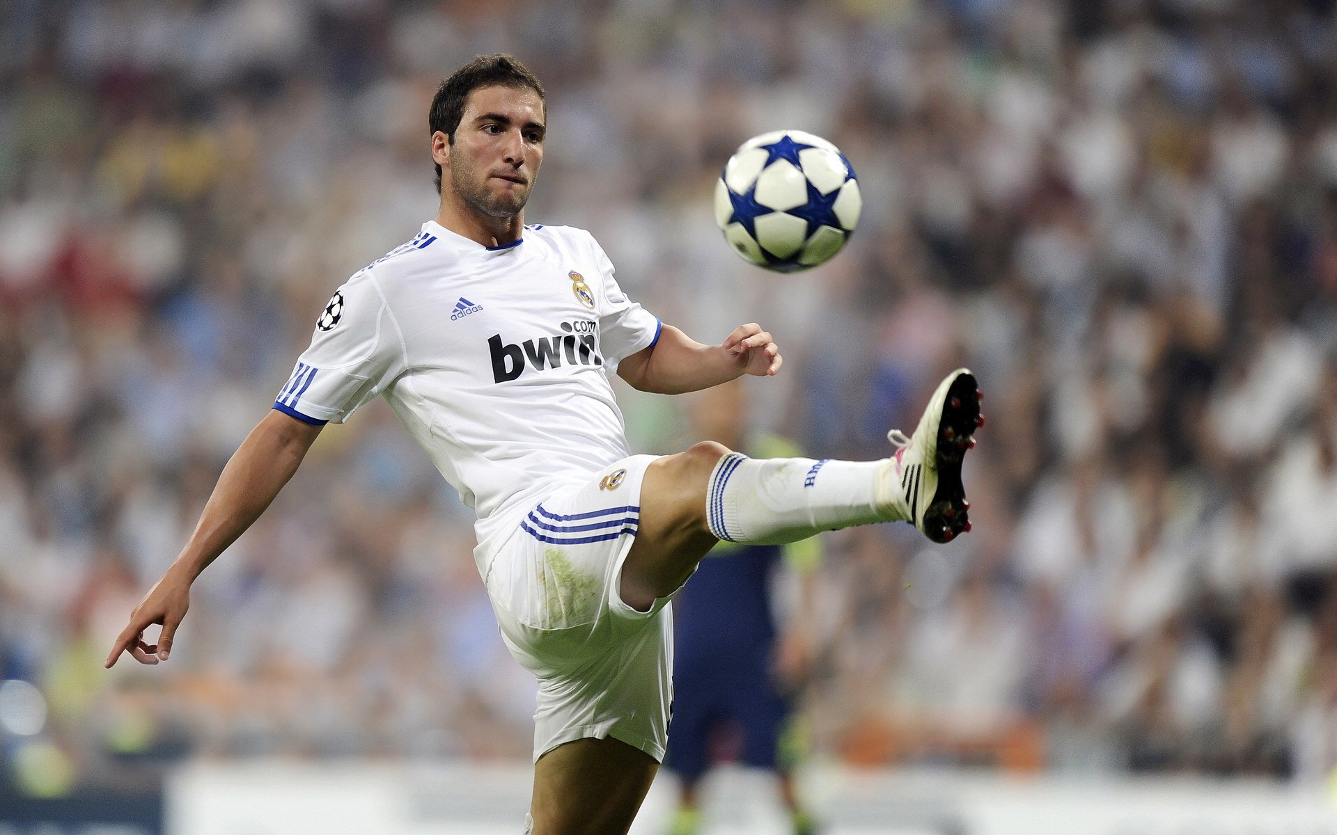 意甲焦点战启示录，独行侠式强行终结，如何点燃绿茵场的热火